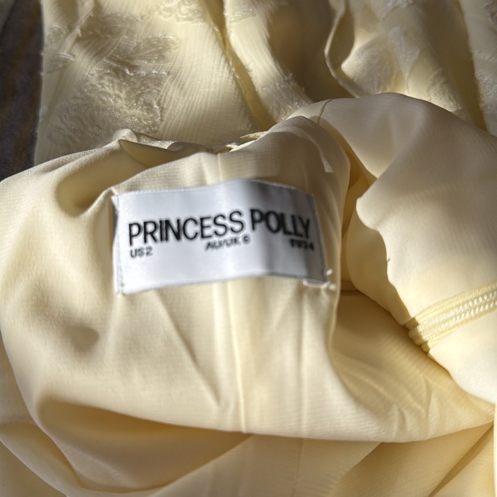 Princess Polly South of France Maxi Dress Yellow, EUC, 2 - Picture 9 of 9